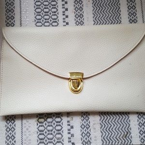 White envelope purse / wallet
